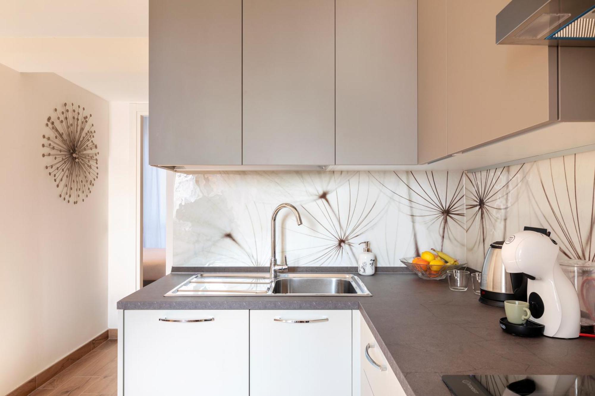 Appartement The House Of Dandelions - Duomo In 15min By Metro M3 Milan